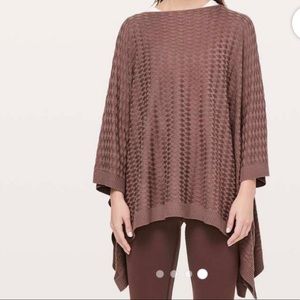 LuluLemon Divinity knit poncho/wrap